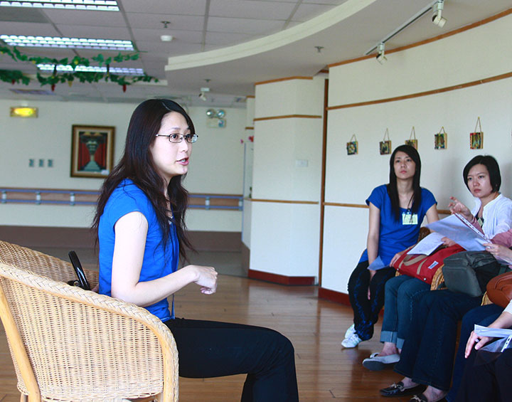 玫瑰草的芳療秘密 Erin跟同學們分享的模樣真的好美呀~