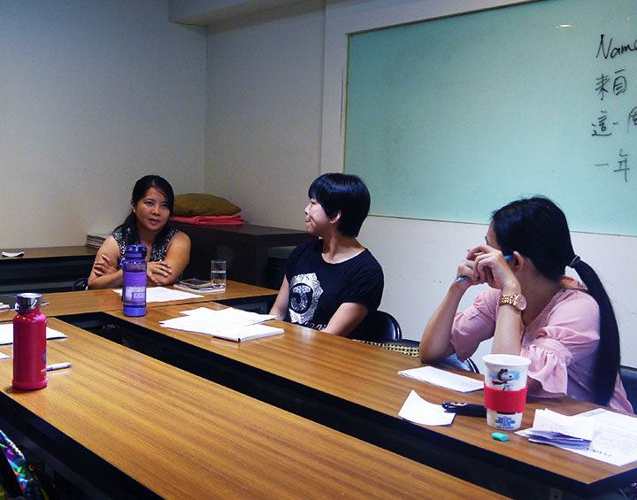 預見未來的講師們 為了成為出色的講師，學員們都在認真聽講呢！