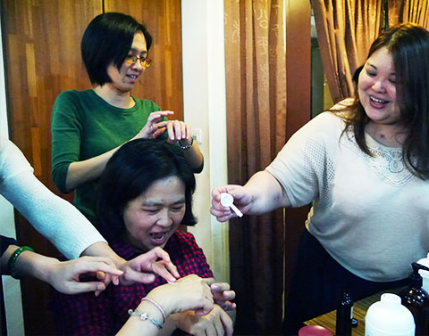 你也想成為芳療師嗎? Kelly老師 大家上課都很快樂呢!